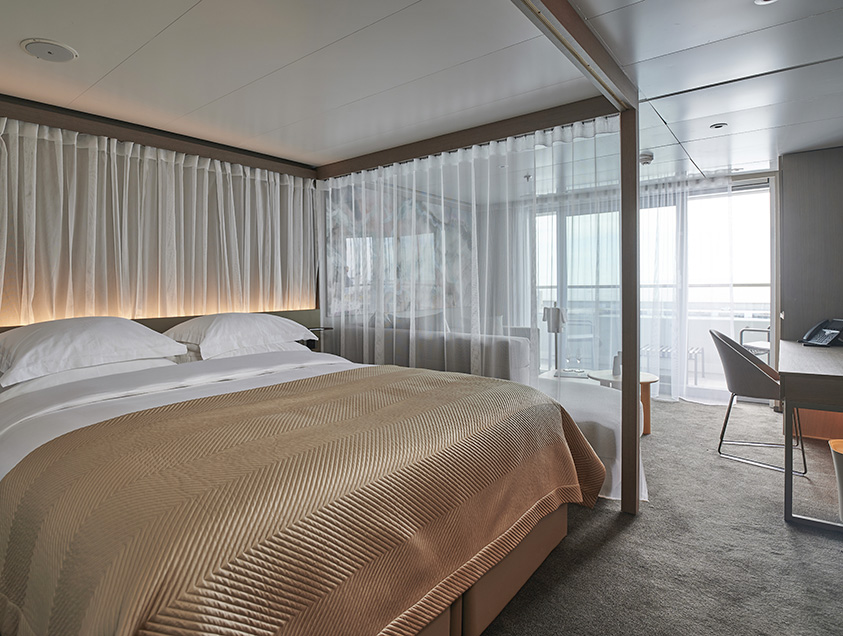 Spa Suite, Sleep Zone - Scenic Eclipse II